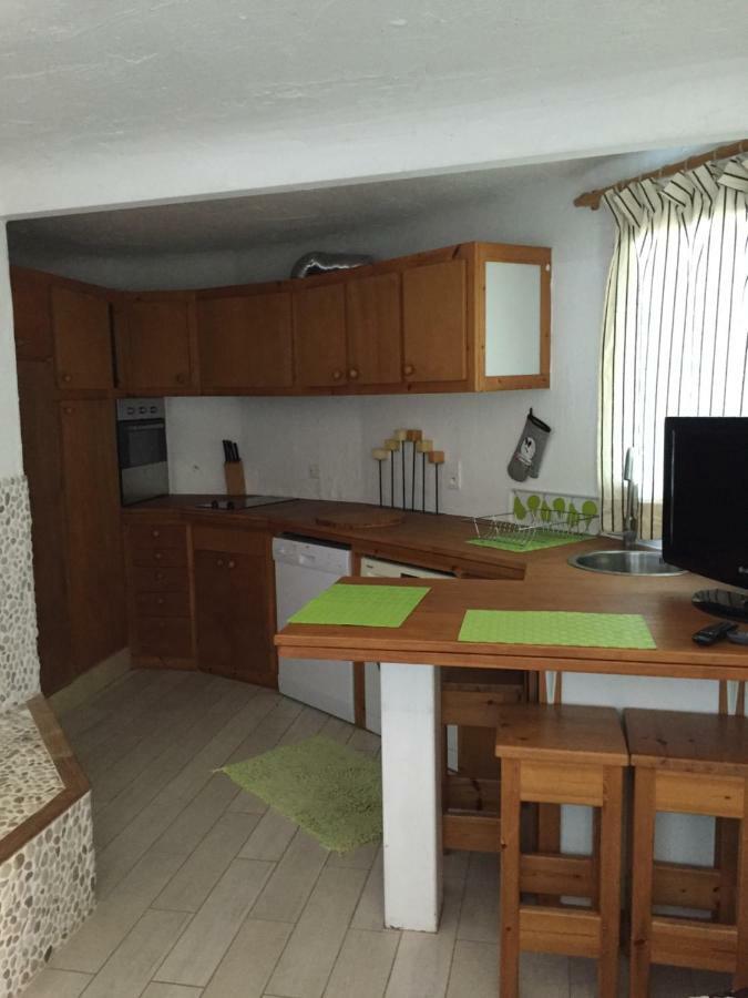 Le Baou " Les Pieds Dans L'Eau " Apartamento Carqueiranne Exterior foto